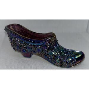 Vintage Daisy Button Carnival Glass Shoe ￼